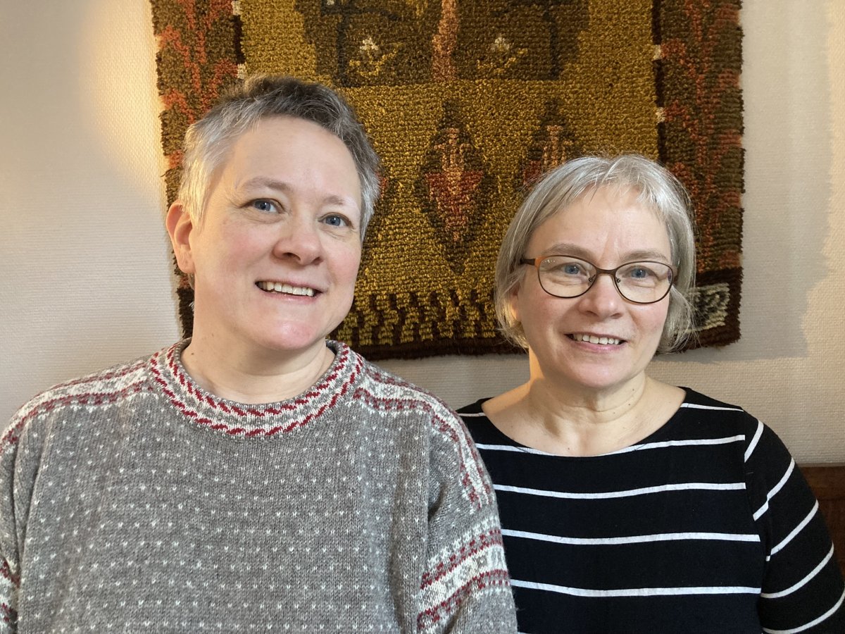 Niittykallion perhehoitajat Johanna ja Anna